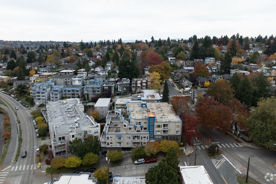 Primary Photo Of 215 NE 40th St, Seattle Office For Sale