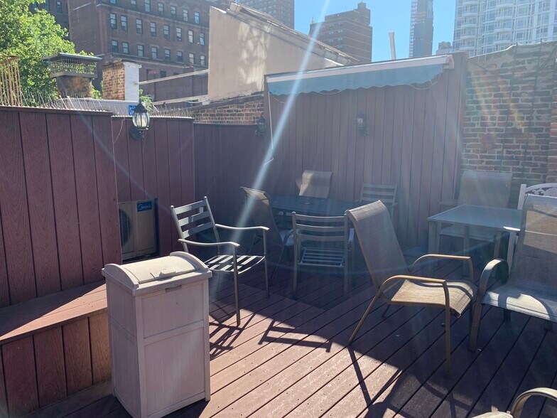 More Photos Of 250 E 32nd St, New York Office Residential For Sale