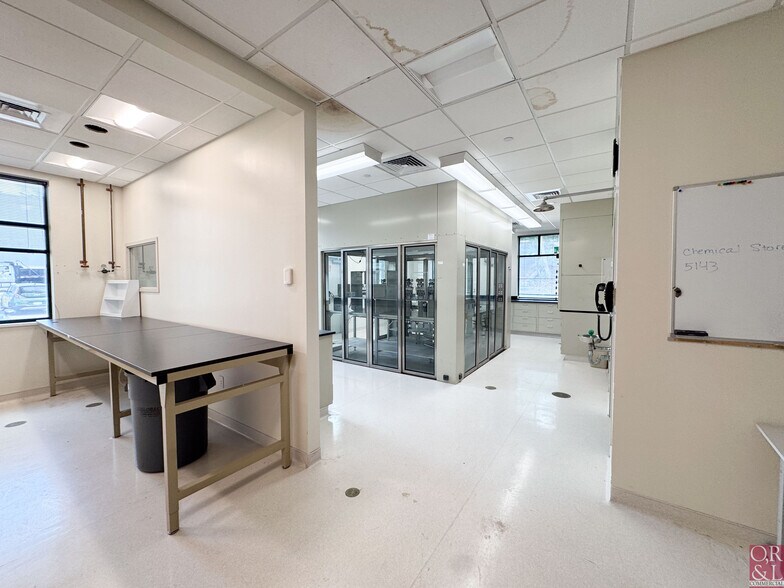 More Photos Of 35 NE Industrial Rd, Branford Research And Development For Lease