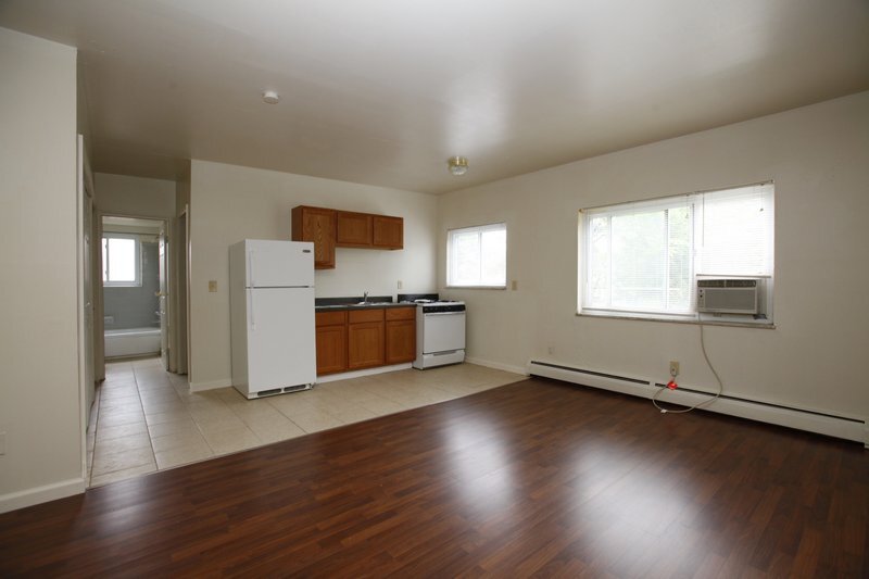 More Photos Of 8400-8414 Anthony Wayne Ave, Cincinnati Apartments For Sale