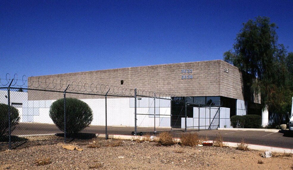 More Photos Of 3532 W Thomas Rd, Phoenix Unknown For Lease