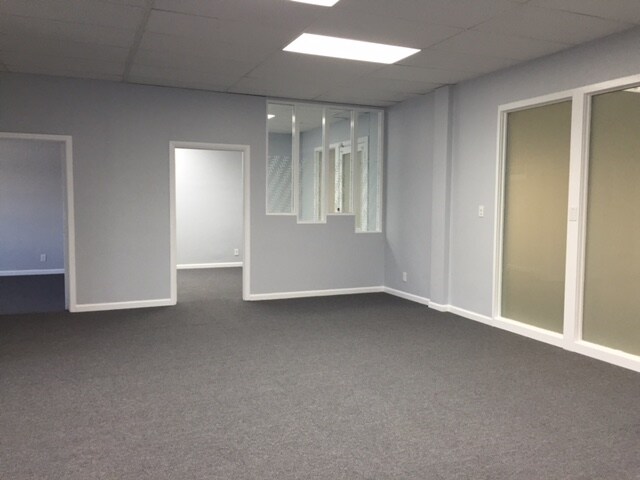 More Photos Of 112-122 S Robertson Blvd, Los Angeles Storefront Retail Office For Sale