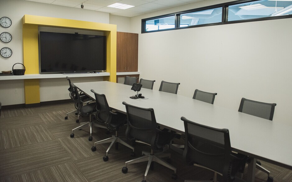More Photos Of 1 W Main St, Medford Office For Sale