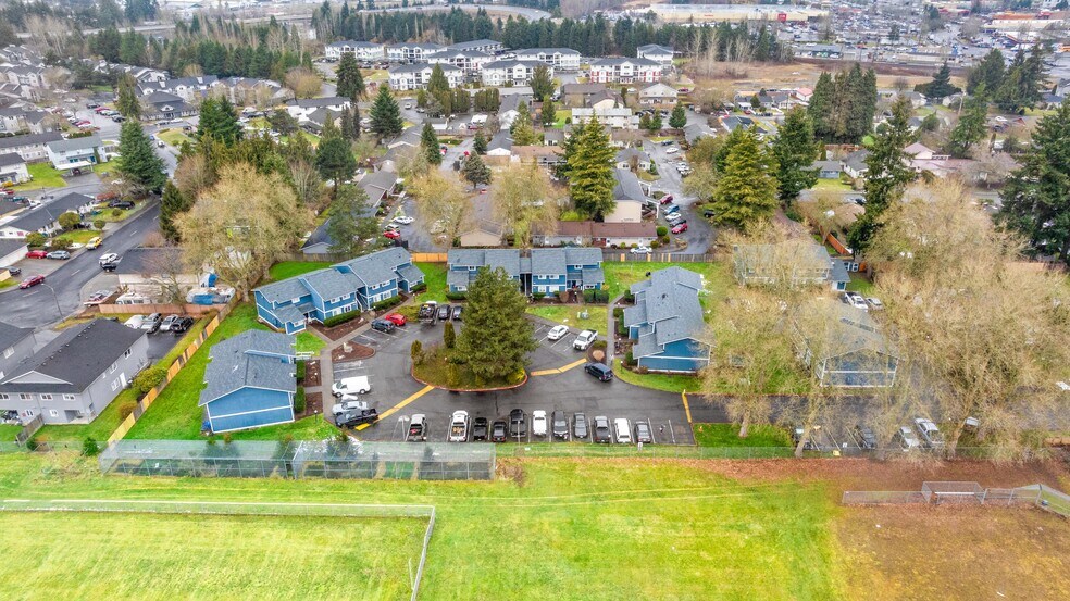 More Photos Of 700 W Maple St, Monroe Apartments For Sale