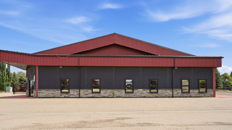 More Photos Of 490 South Ave, Spruce Grove Manufacturing For Sale