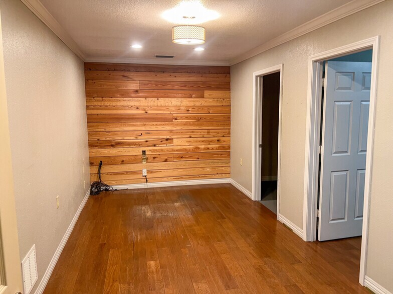 More Photos Of 17246 MS-26, Lucedale Flex For Lease