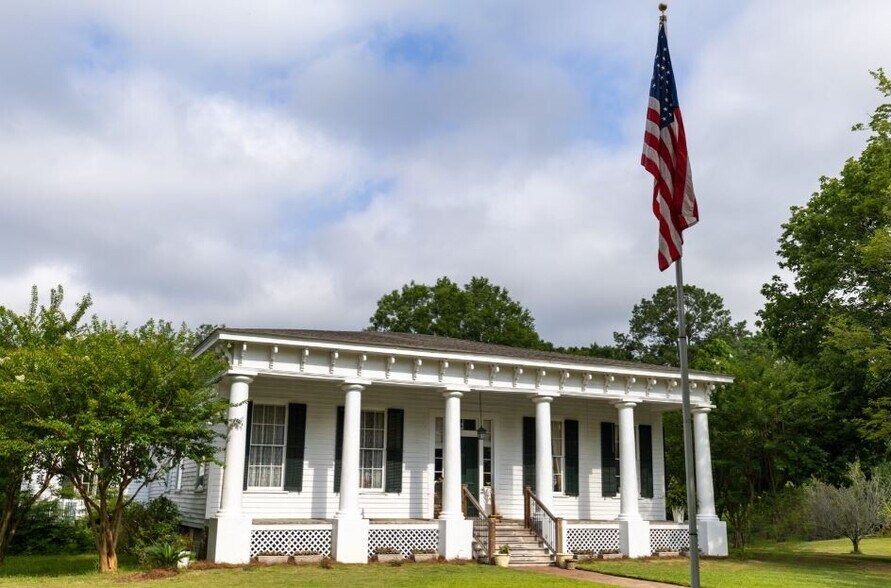 More Photos Of 9712 US Highway 31, Hope Hull Land For Sale