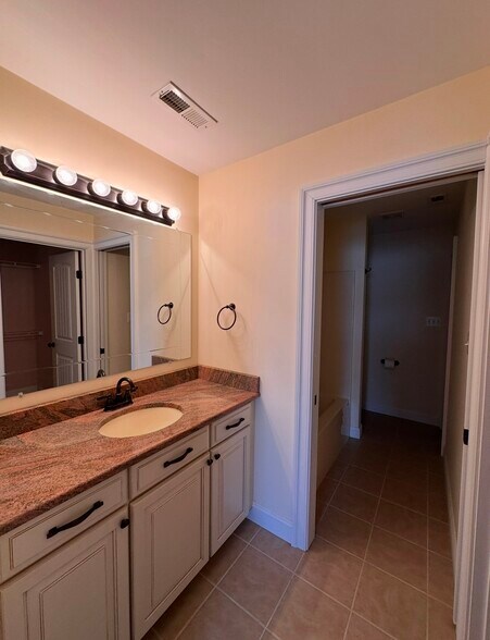 More Photos Of 28795 Old Village rd, Mechanicsville Specialty For Lease