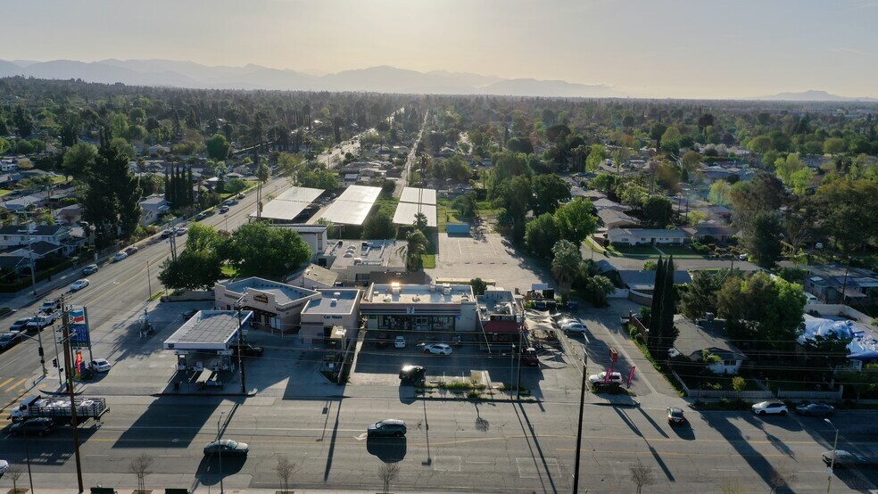 More Photos Of 9846 Mason Ave, Chatsworth Fast Food For Sale