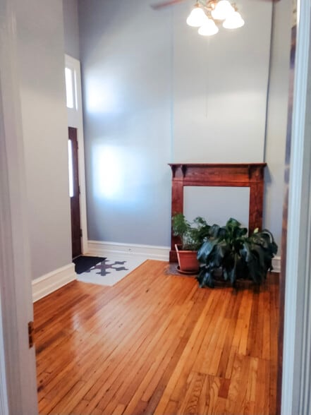 More Photos Of 100 SW Main St, Vidalia Office For Sale