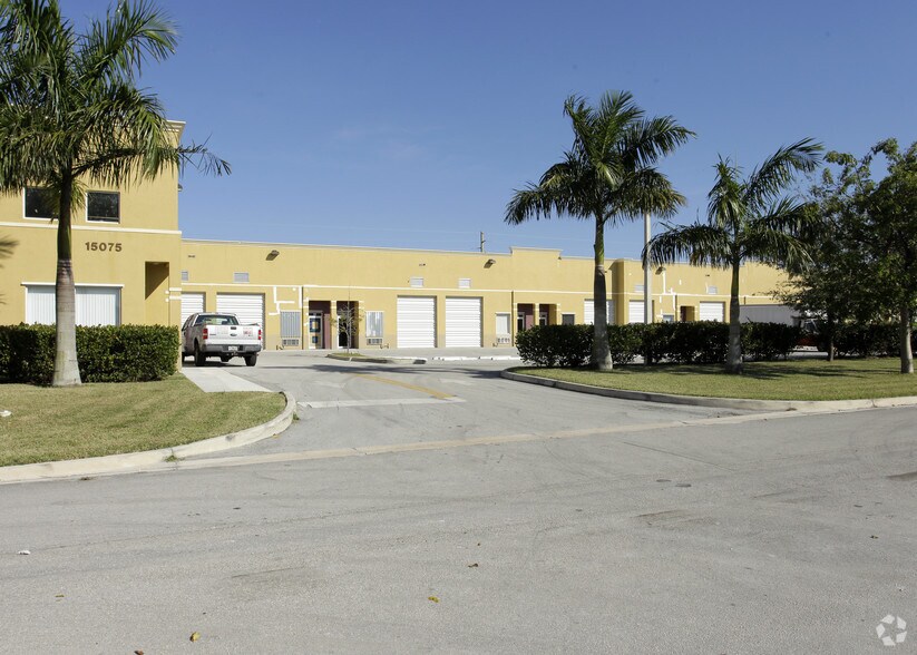 More Photos Of 15075 SW 137th St, Miami Warehouse For Lease