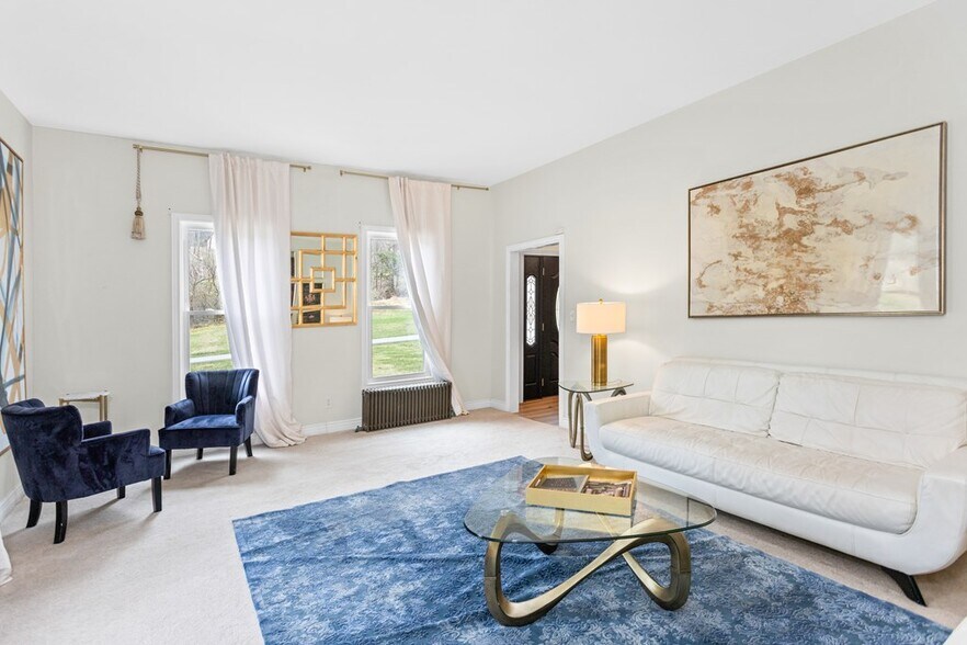 More Photos Of 211 Hanks Rd, Troy Hospitality For Sale