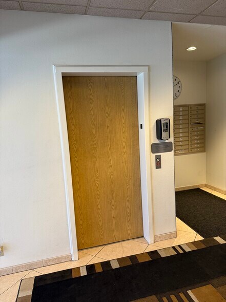 More Photos Of 28030 Dorothy Dr, Agoura Hills Office For Lease