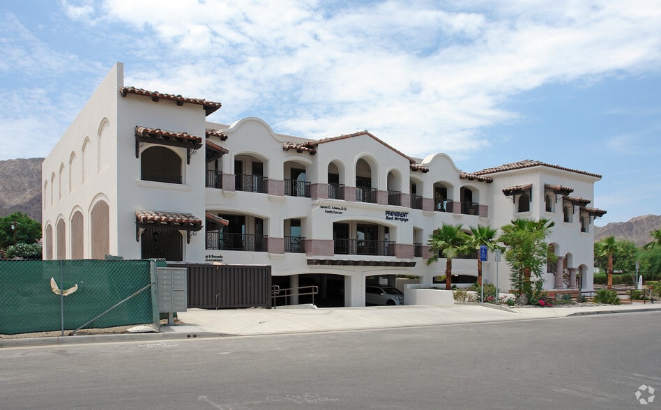 More Photos Of 77935 Calle Tampico, La Quinta Loft Creative Space For Lease