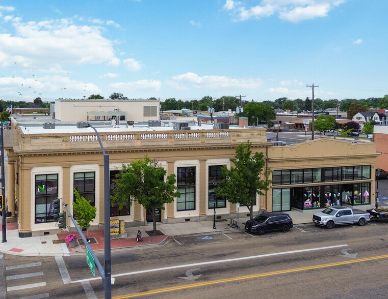 More Photos Of 101 11th Ave S, Nampa Office For Sale