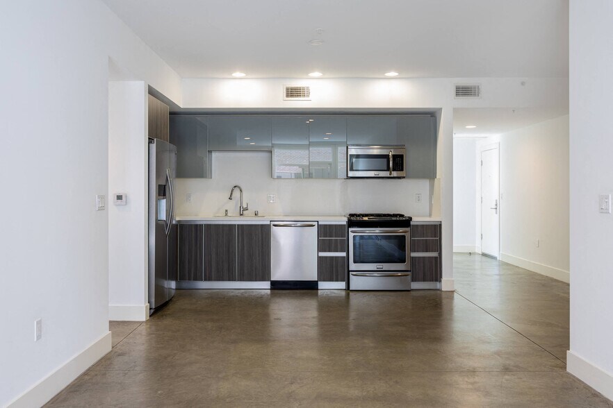 More Photos Of 119 S Robles Ave, Pasadena Apartments For Sale