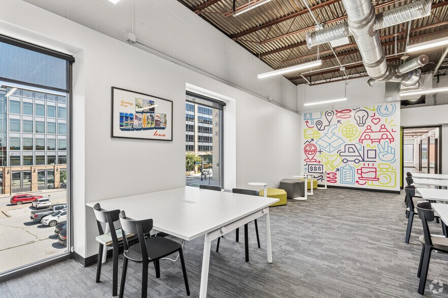 More Photos Of 204 12th St, Des Moines Office For Lease