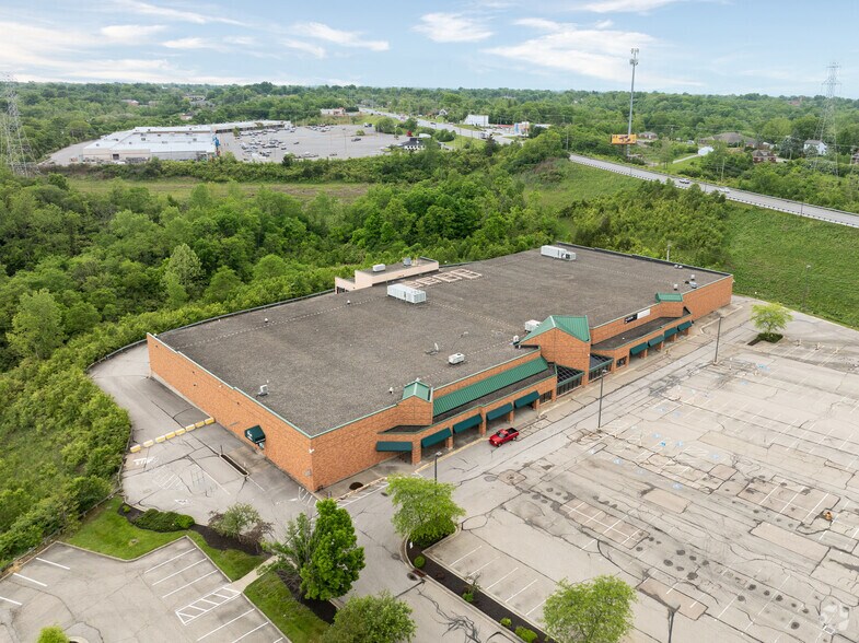 More Photos Of 5878 Harrison Ave, Cincinnati Storefront For Sale