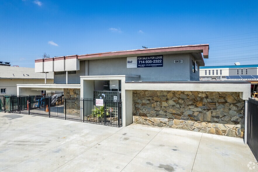 More Photos Of 8431 Monroe Ave, Stanton Industrial For Sale