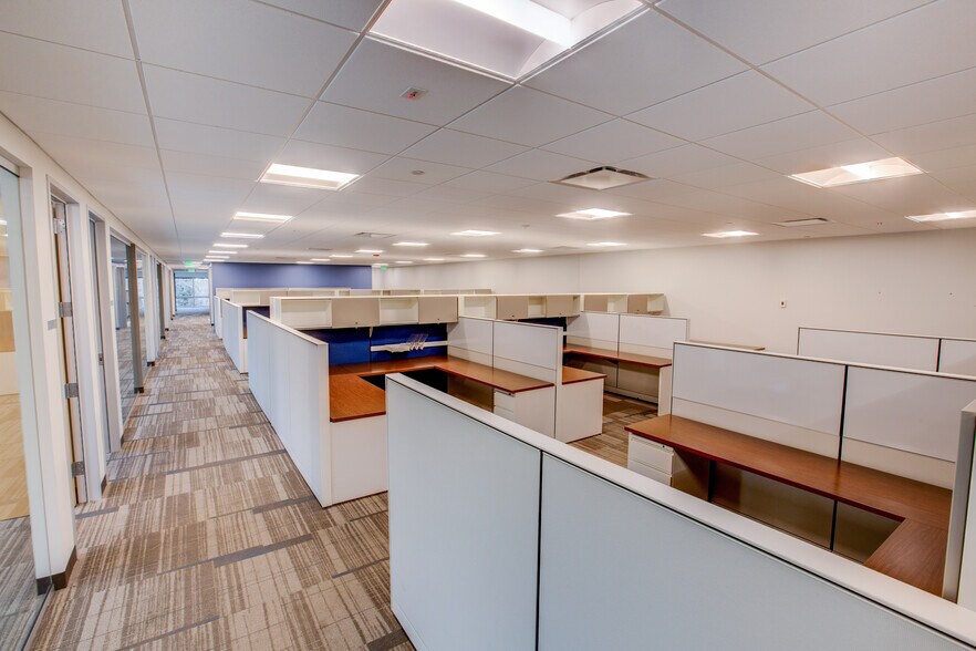 More Photos Of 115 Inverness Dr E, Englewood Office For Lease