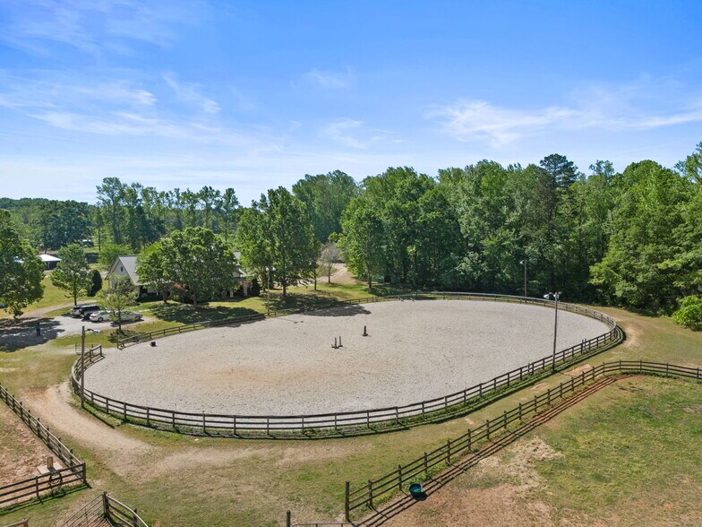 More Photos Of 299 McKelvey Rd, Pelzer Specialty For Sale