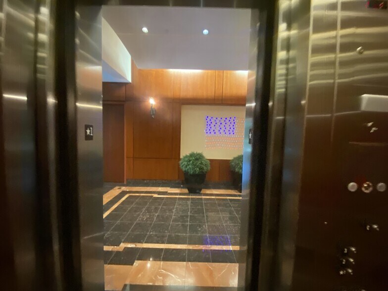 More Photos Of 1575 Heritage Dr, McKinney Office For Lease