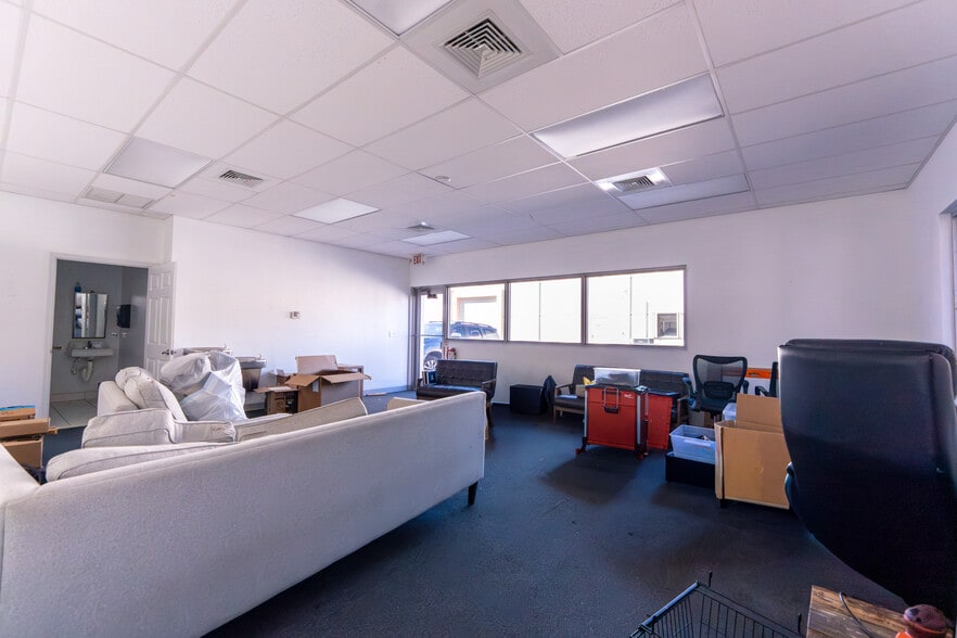 More Photos Of 3434 SW 15th St, Deerfield Beach Warehouse For Sale