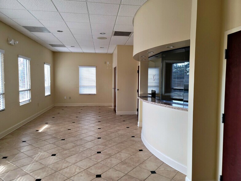 More Photos Of 2356 John Smith Rd, Fayetteville Medical For Lease
