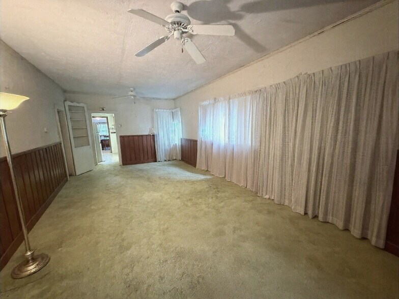 More Photos Of State Road 80, LaBelle Medical For Sale