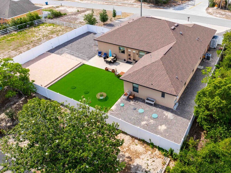 More Photos Of 13031 Partridge St, Spring Hill Assisted Living For Sale