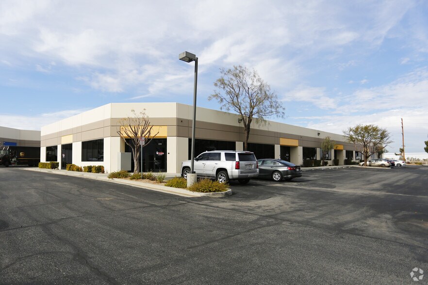 Primary Photo Of 654 Rancho Vista Blvd, Palmdale Manufacturing For Lease