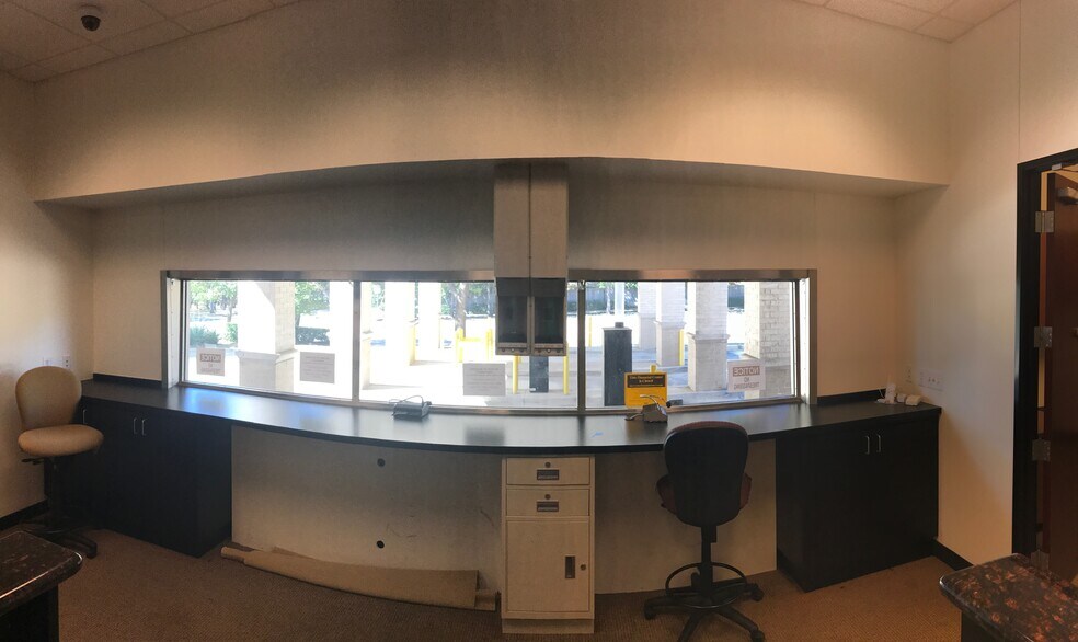More Photos Of 1900 Ballpark Way, Arlington Medical For Lease
