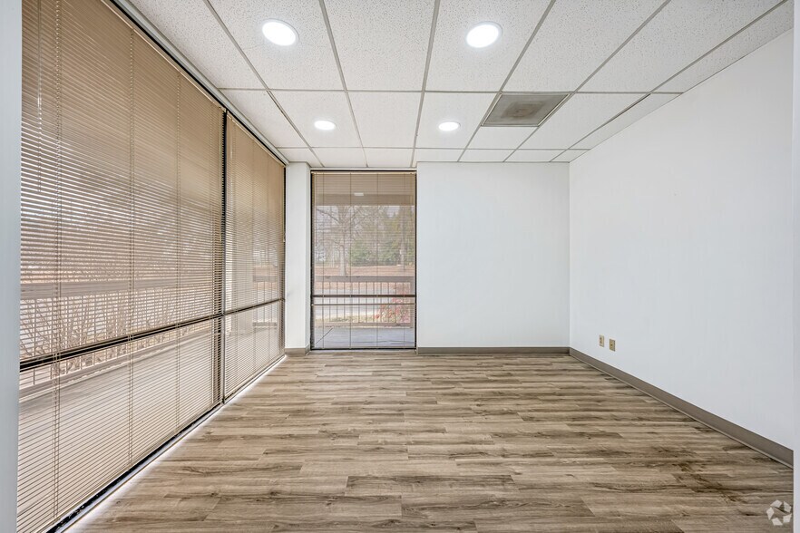 More Photos Of 1800 Water Pl SE, Atlanta Office For Sale