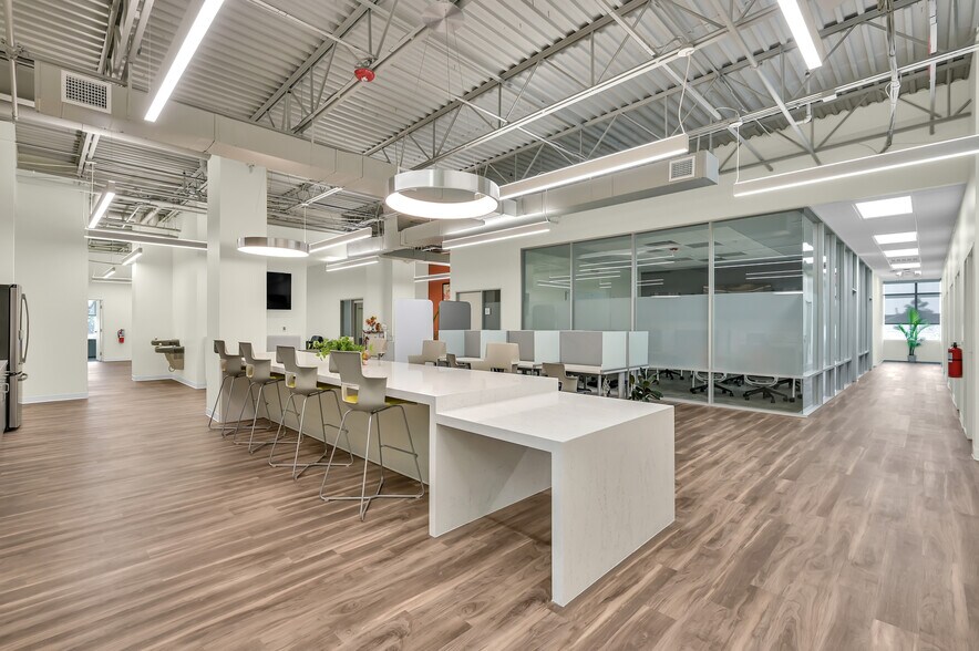 More Photos Of 14150 Huffmeister Rd, Cypress Coworking Space