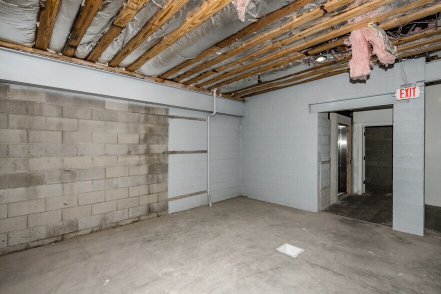 More Photos Of 1515 Marlboro Dr, Lake Havasu City Restaurant For Sale