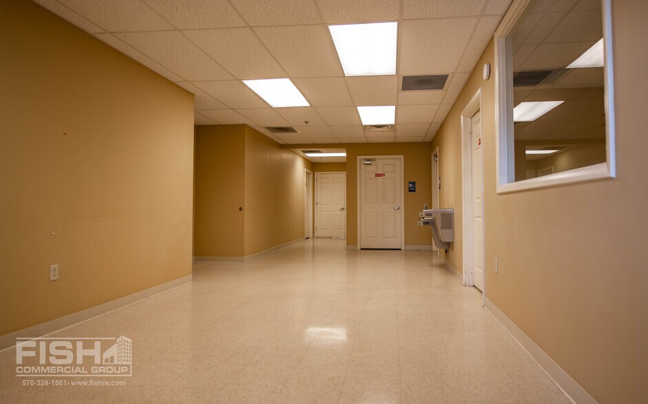 More Photos Of 2400 Reach Rd, Williamsport Distribution For Lease