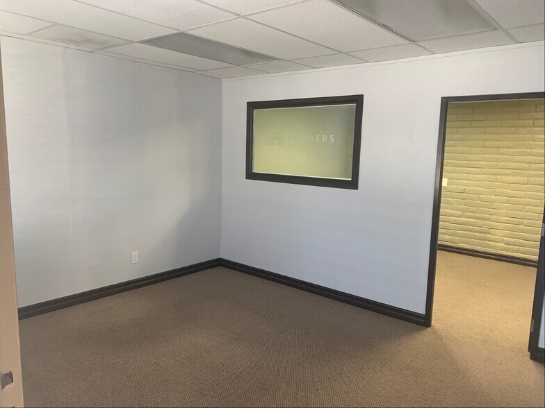 More Photos Of 3930 Utah St, San Diego Office For Lease