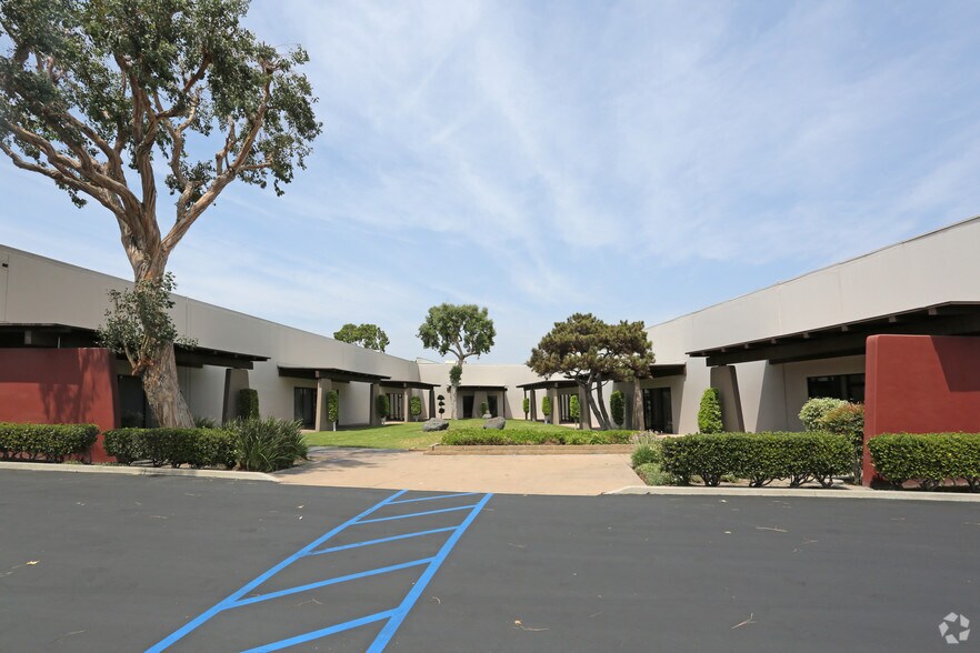 Primary Photo Of 1401 E Ball Rd, Anaheim Manufacturing For Lease