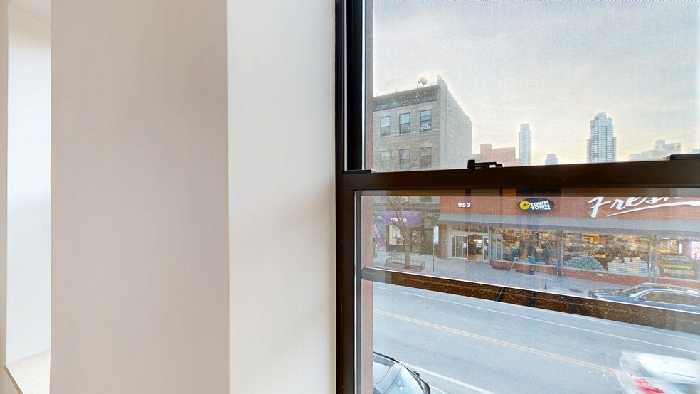 More Photos Of 954 Manhattan Ave, Brooklyn Apartments For Sale