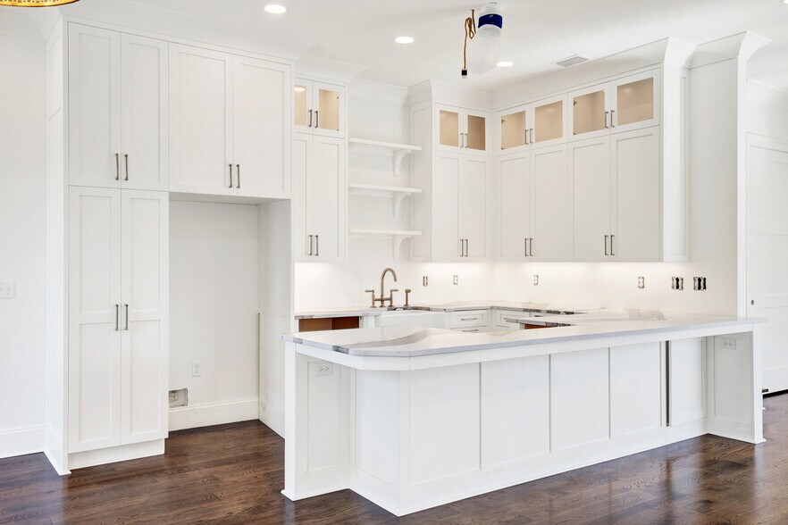 More Photos Of 104 17th st, Tybee Island Apartments For Sale