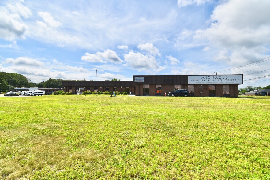 More Photos Of 1 Corporate Dr, Windsor Locks Office For Sale