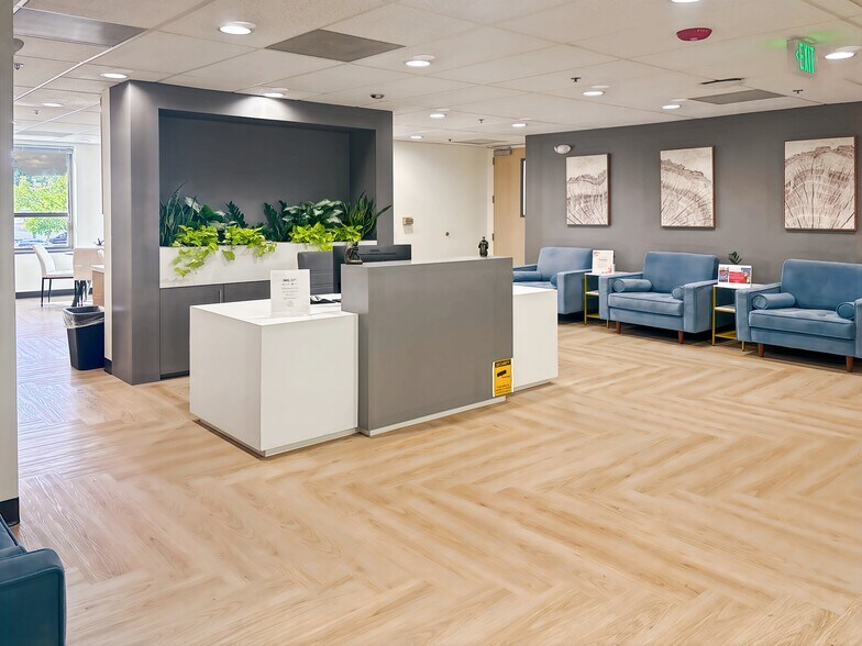 More Photos Of 3900 S Wadsworth Blvd, Lakewood Coworking Space