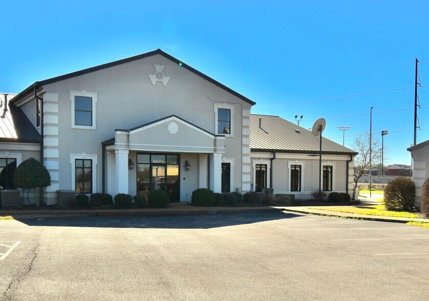 More Photos Of 79 Stonebridge Blvd, Jackson Office For Lease