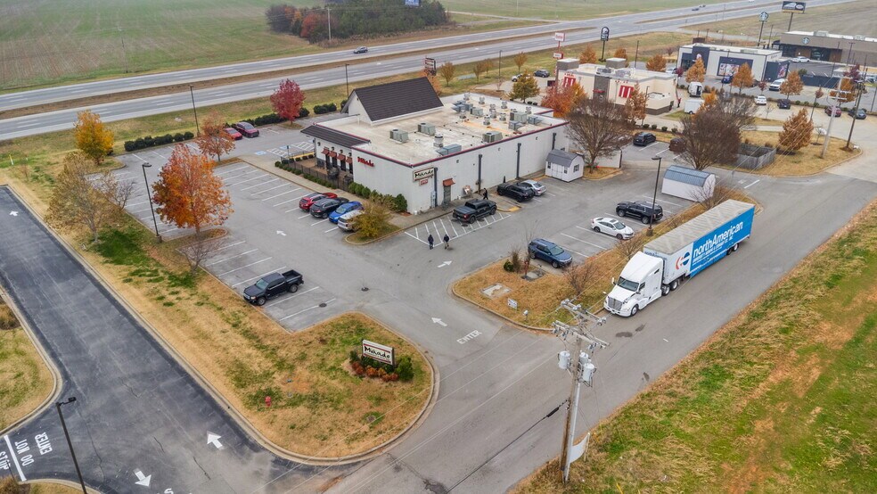 More Photos Of 209 Claire Ave, Oak Grove General Retail For Sale