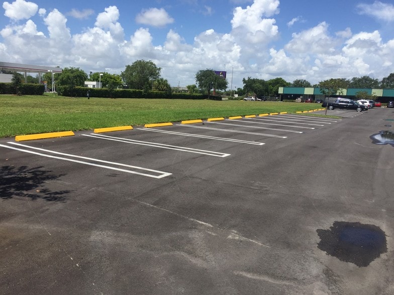 More Photos Of 3113-3185 W Atlantic Blvd, Pompano Beach Unknown For Lease