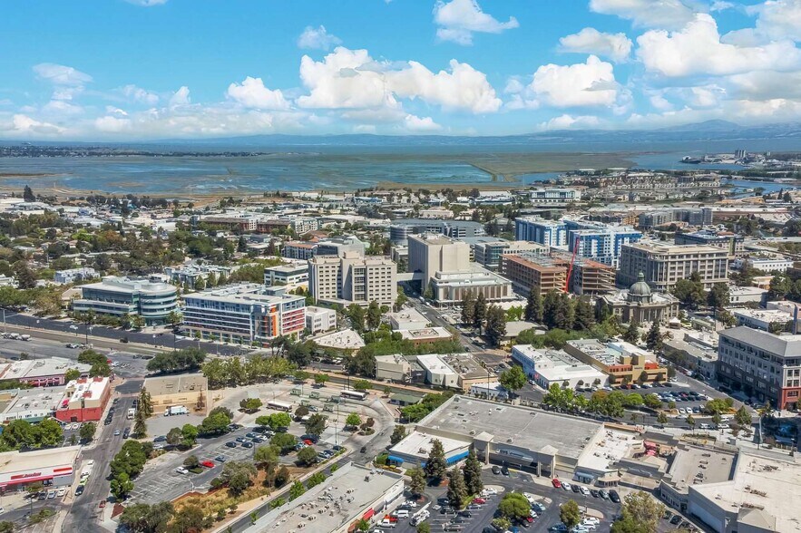 More Photos Of 200 Dumbarton Ave, Redwood City Apartments For Sale