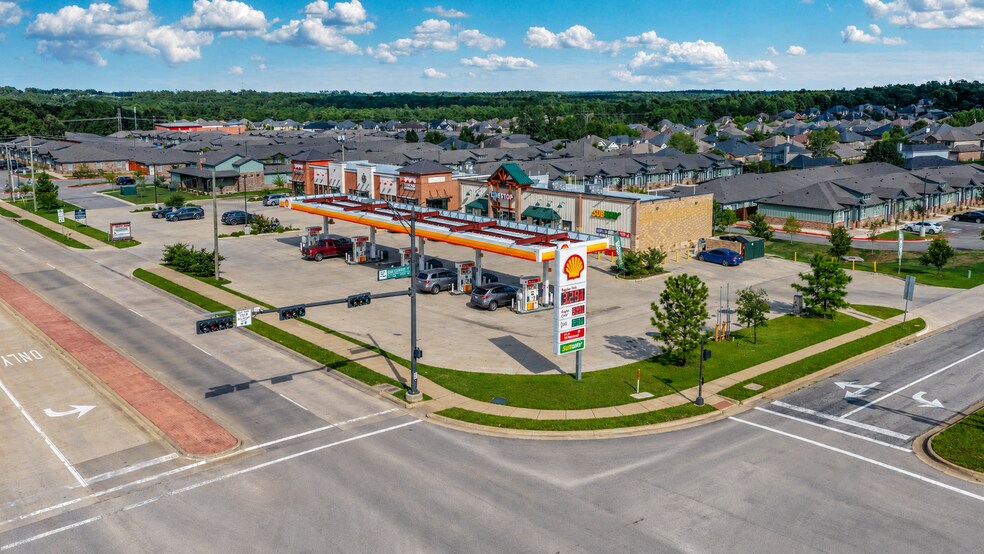 More Photos Of 1951 Blue Mountain Blvd, Tyler General Retail For Sale