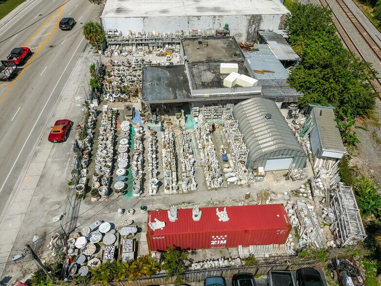 More Photos Of 1620 S Dixie Hwy, Pompano Beach Freestanding For Sale