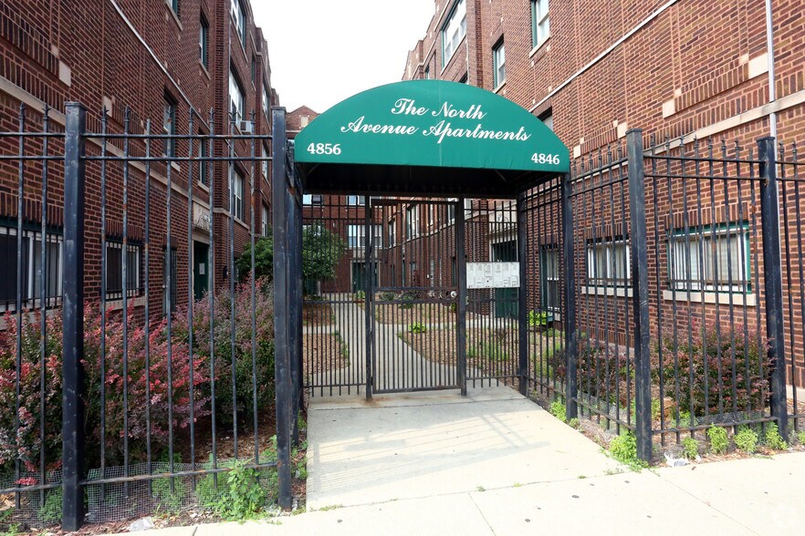 More Photos Of 4850 W North Ave, Chicago Apartments For Sale