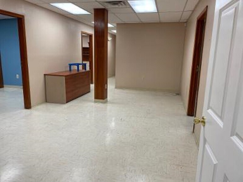 More Photos Of 3035 Paris Ave, New Orleans Medical For Lease